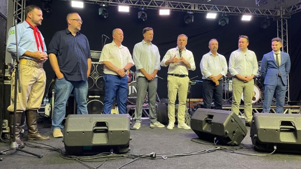 Autoridades realizam fala inaugural do Sal&atilde;o Ga&uacute;cho